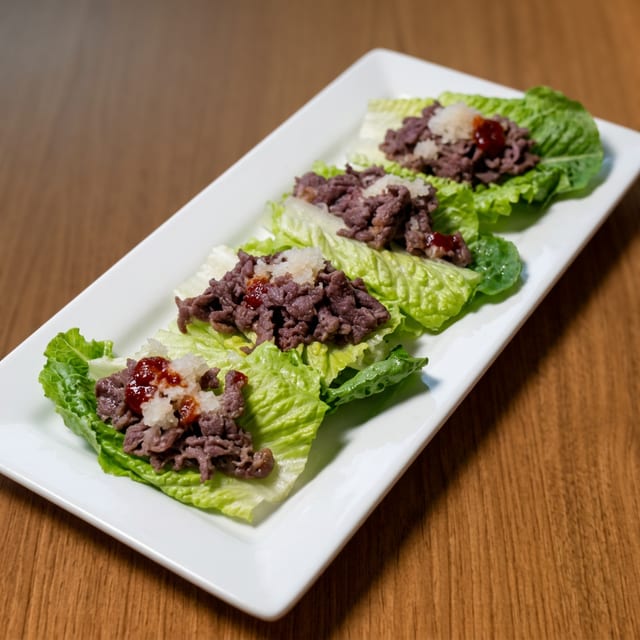 Bulgogo Lettuce Wrap (4 Pcs).