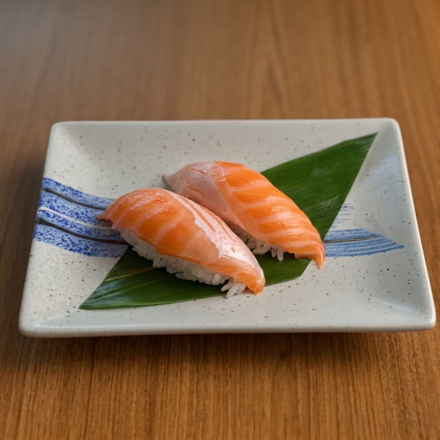 Salmon Toro.